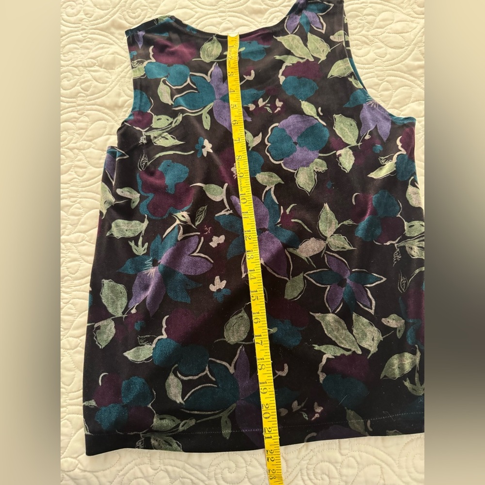 Hillard & Hanson Floral Velvet Tank Top Size M - Picture 3 of 7